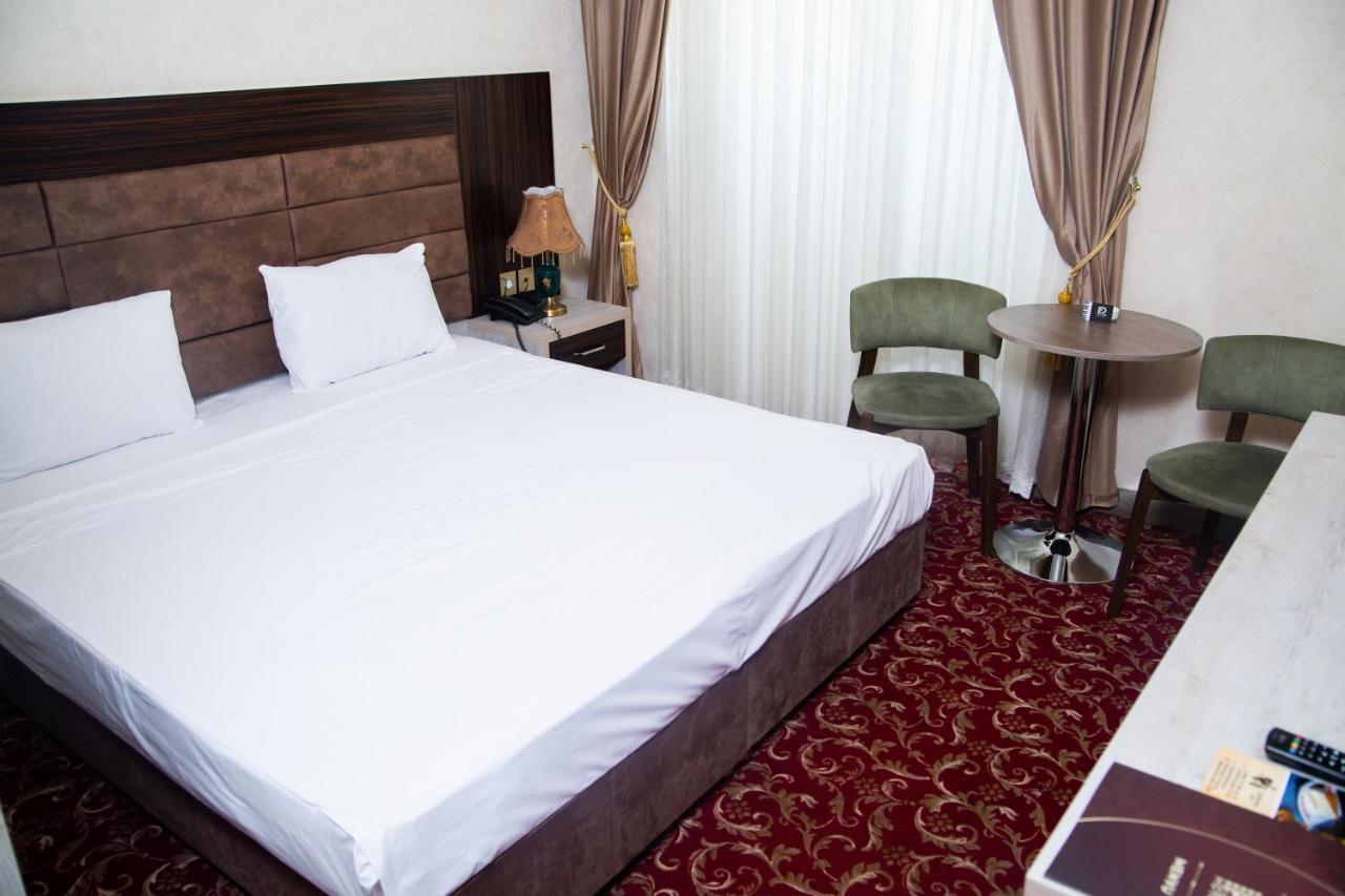 Piano Hotel บากู ภายนอก รูปภาพ