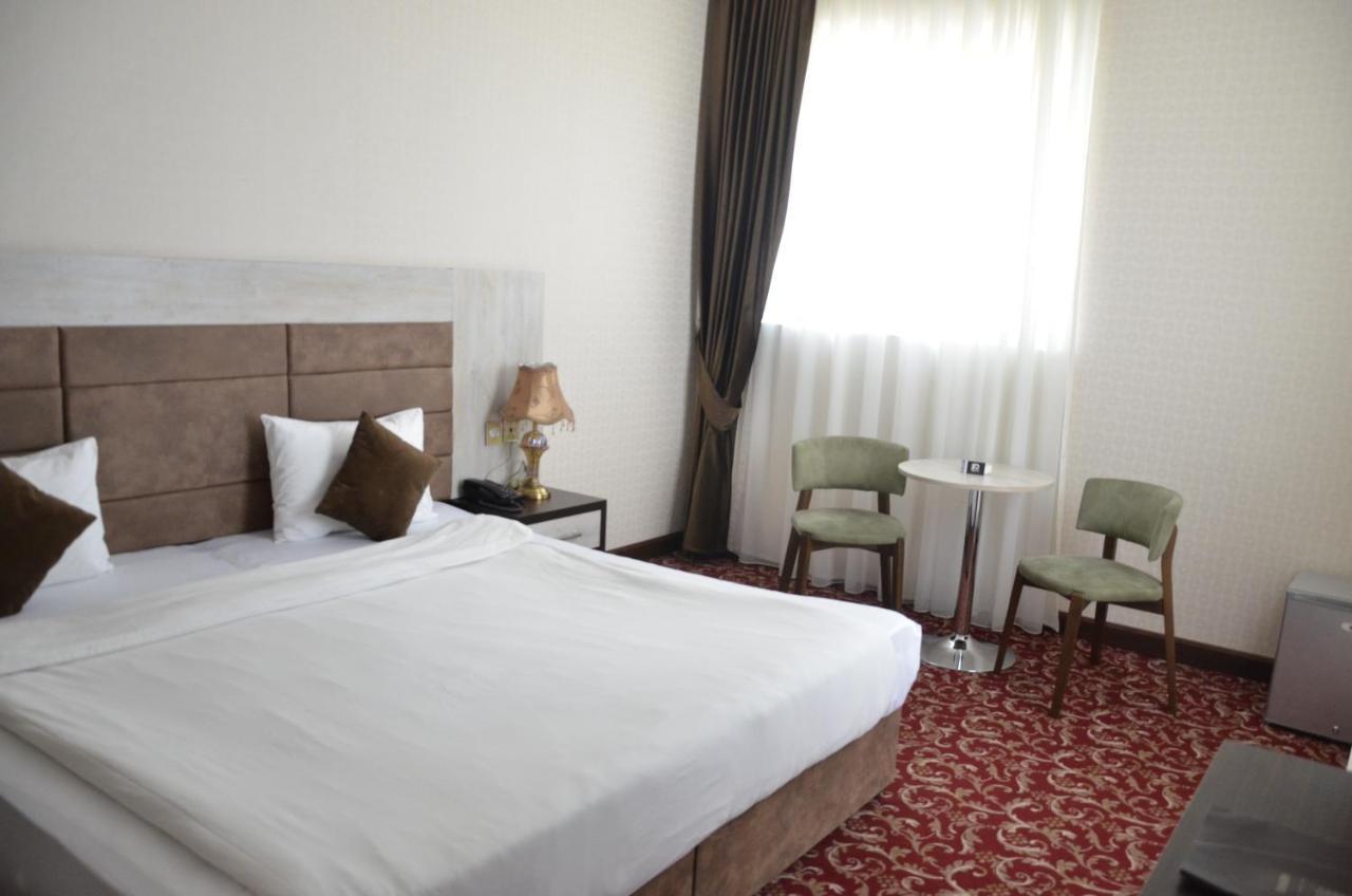 Piano Hotel บากู ภายนอก รูปภาพ