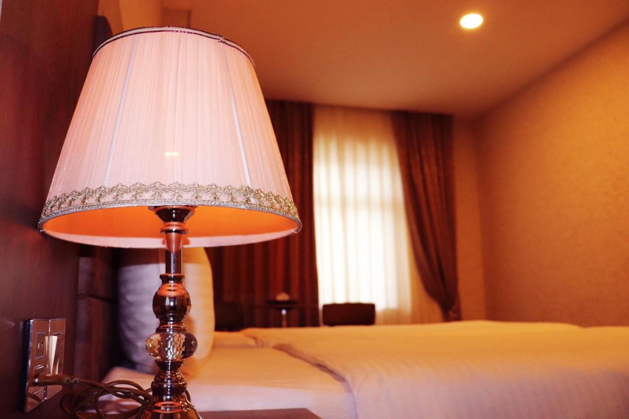 Piano Hotel บากู ภายนอก รูปภาพ